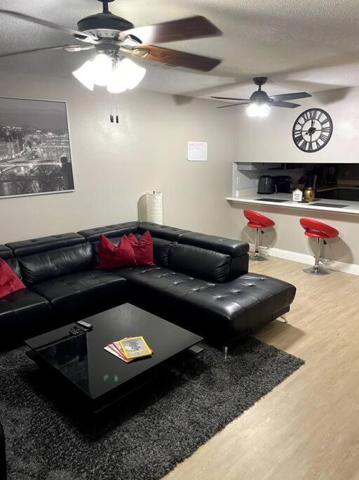 Modern 2 Bedroom Townhome Minutes From The Beach!! 沃尔顿堡滩 外观 照片